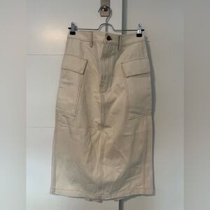 NEW! Women’s Cream Cargo Utility Jean Skirt Size 6 Banana Republic Contemporary